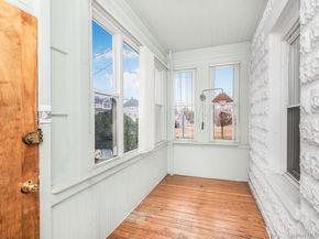 90 Meucci Avenue, Copiague NY 11726