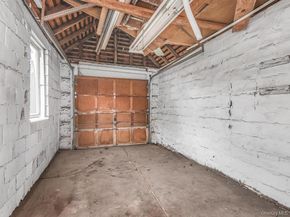 90 Meucci Avenue, Copiague NY 11726