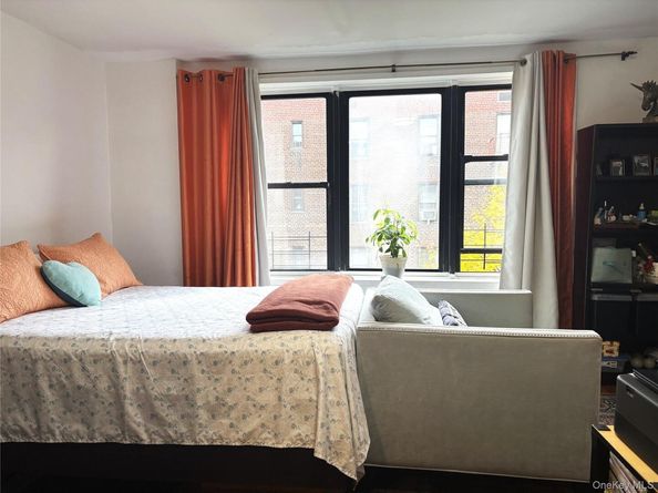 41-31 51 Street 6E, Woodside NY 11377