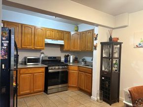 41-31 51 Street 6E, Woodside NY 11377