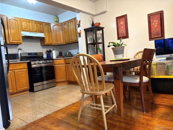 41-31 51 Street 6E, Woodside NY 11377