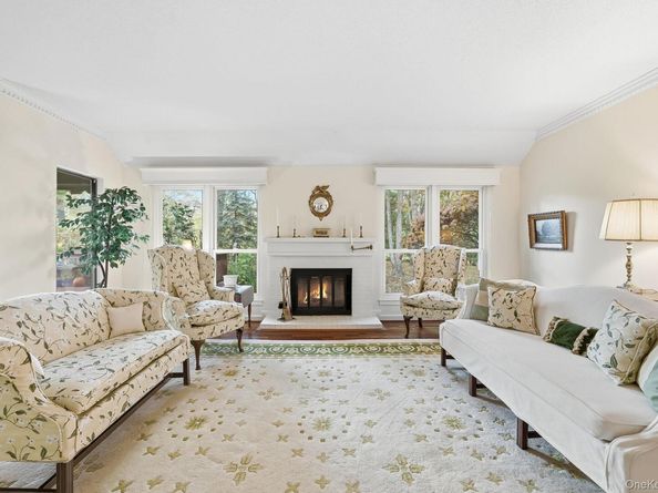 370 Heritage Hills Hills B, Somers NY 10589