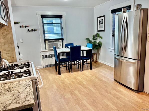 25 School Street, Port Washington NY 11050