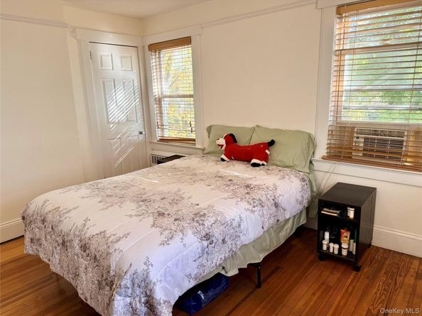 25 School Street, Port Washington NY 11050