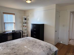 25 School Street, Port Washington NY 11050