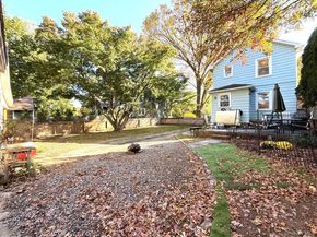 25 School Street, Port Washington NY 11050