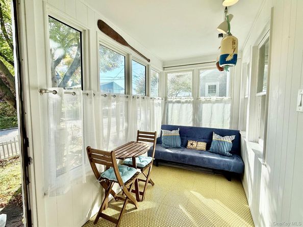 25 School Street, Port Washington NY 11050