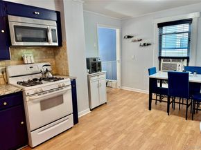 25 School Street, Port Washington NY 11050