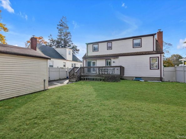 147 Ruxton Street, Uniondale NY 11553