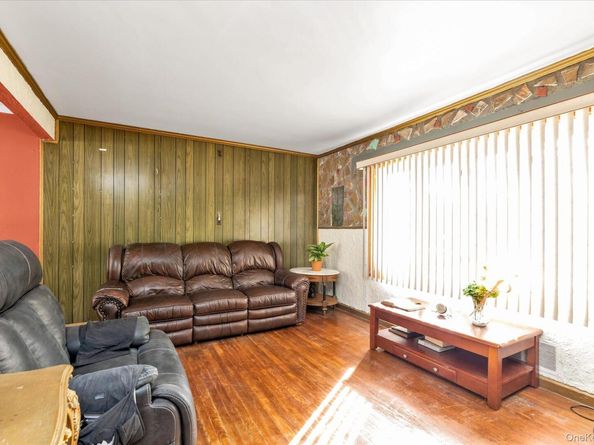 147 Ruxton Street, Uniondale NY 11553