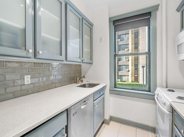 98-33 64th Avenue 1D, Rego Park NY 11374