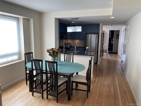 116-24 GROSVENOR Lane 7C, Kew Gardens NY 11415