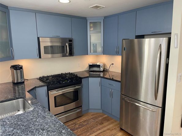 116-24 GROSVENOR Lane 7C, Kew Gardens NY 11415