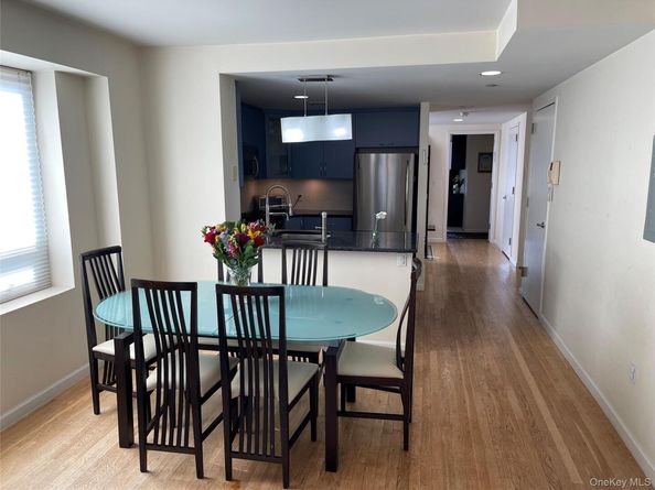 116-24 GROSVENOR Lane 7C, Kew Gardens NY 11415