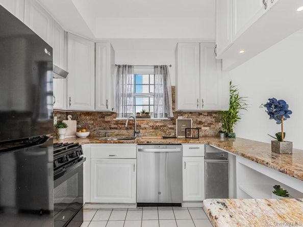 197 Surf Drive 123, Bronx NY 10473