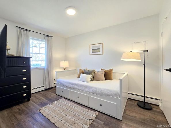 45 Rose Place, Selden NY 11784