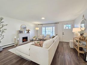 45 Rose Place, Selden NY 11784