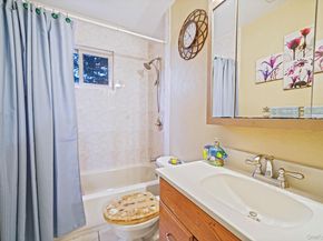 325 W 16th Street, Deer Park NY 11729