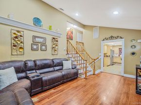 325 W 16th Street, Deer Park NY 11729