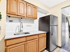 1007 E 215th Street, Bronx NY 10469