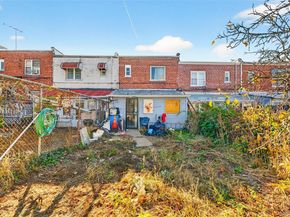 1007 E 215th Street, Bronx NY 10469