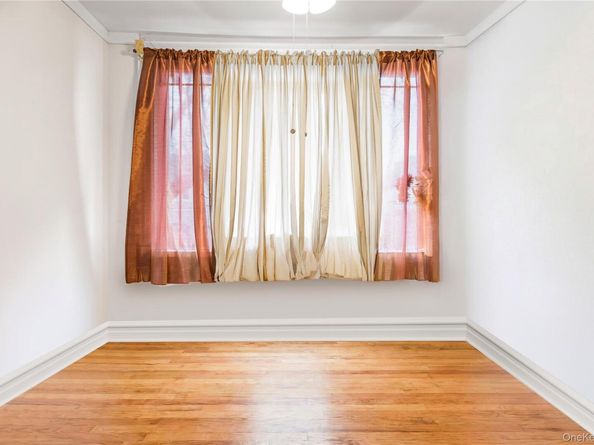 853 E 49th Street, Brooklyn NY 11203