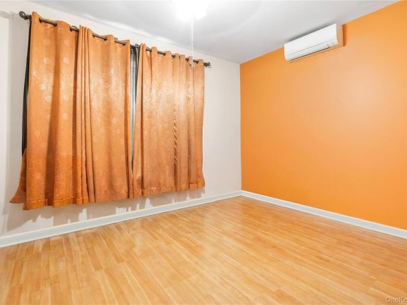 853 E 49th Street, Brooklyn NY 11203