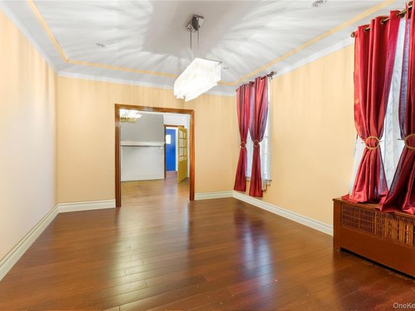 853 E 49th Street, Brooklyn NY 11203