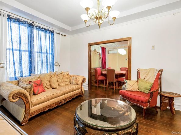 853 E 49th Street, Brooklyn NY 11203