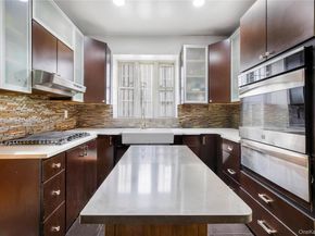 853 E 49th Street, Brooklyn NY 11203