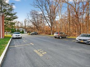3 Fieldstone Drive 88, Hartsdale NY 10530