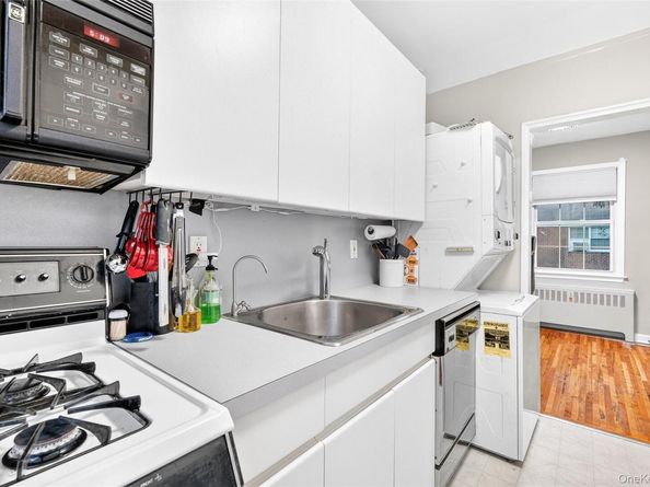 3 Fieldstone Drive 88, Hartsdale NY 10530