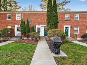 3 Fieldstone Drive 88, Hartsdale NY 10530