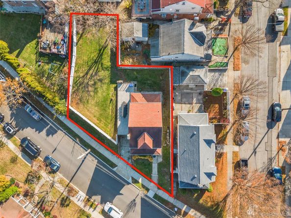 146-36 13th Avenue, Whitestone NY 11357