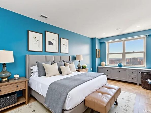 110-11 Queens Boulevard 31L, Forest Hills NY 11375