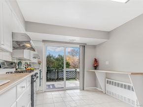 2 Deer Path Lane, Syosset NY 11791