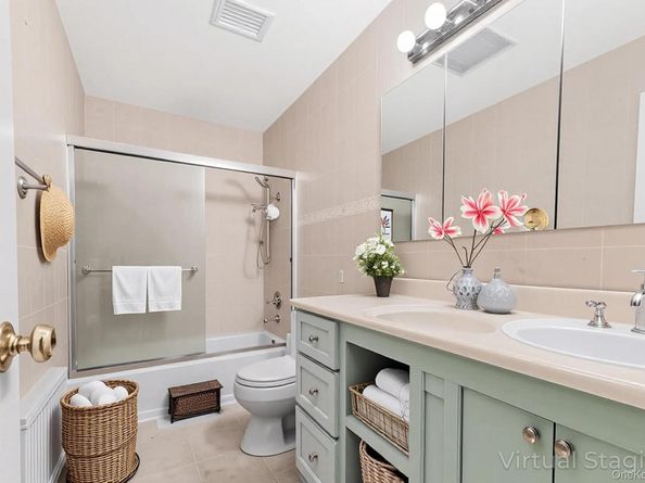 2 Deer Path Lane, Syosset NY 11791