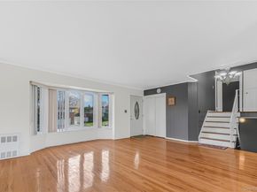 2 Deer Path Lane, Syosset NY 11791