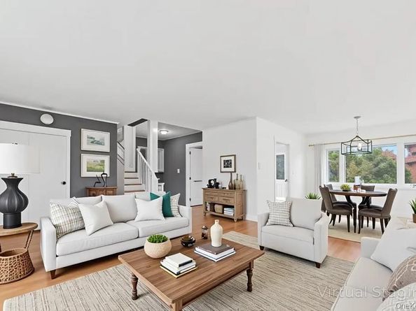 2 Deer Path Lane, Syosset NY 11791