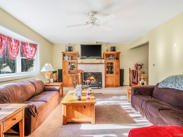 17 Coram Swezeytown Road, Coram NY 11727