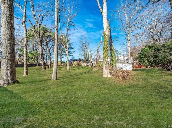 17 Coram Swezeytown Road, Coram NY 11727