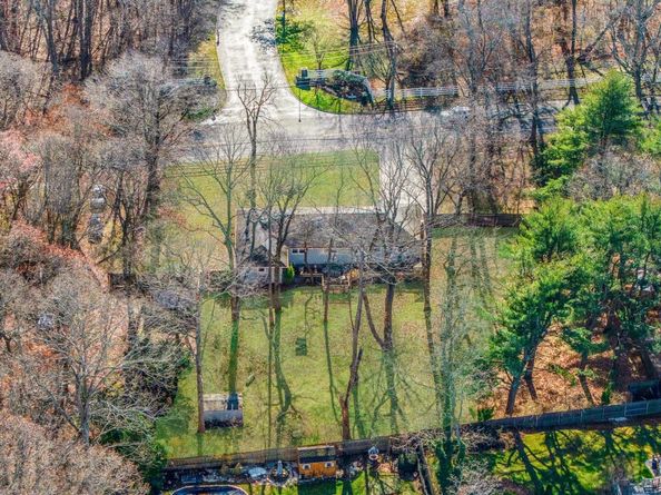 17 Coram Swezeytown Road, Coram NY 11727