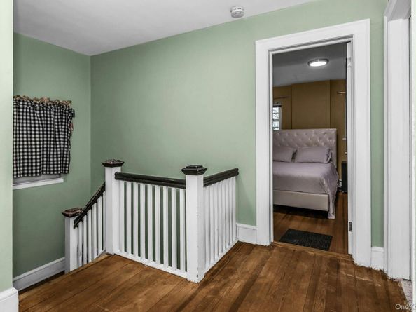 55 Willow Street, Garden City NY 11530