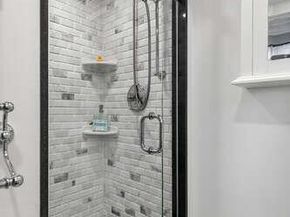 105 Seventh Street 10, Garden City NY 11530