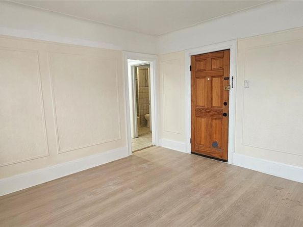 82-03 Myrtle Avenue, Glendale NY 11385