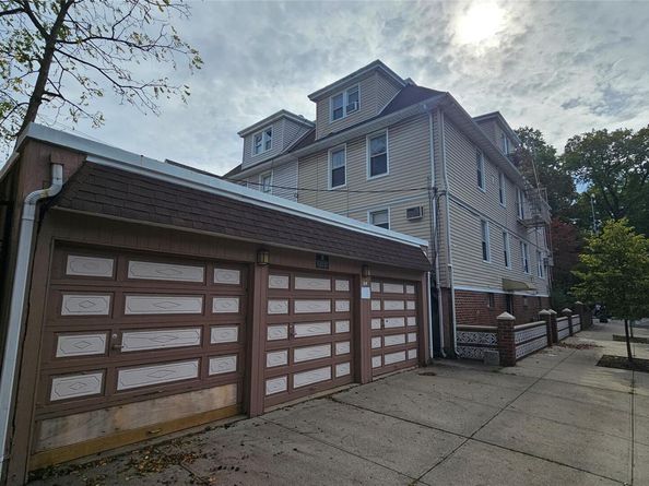 82-03 Myrtle Avenue, Glendale NY 11385