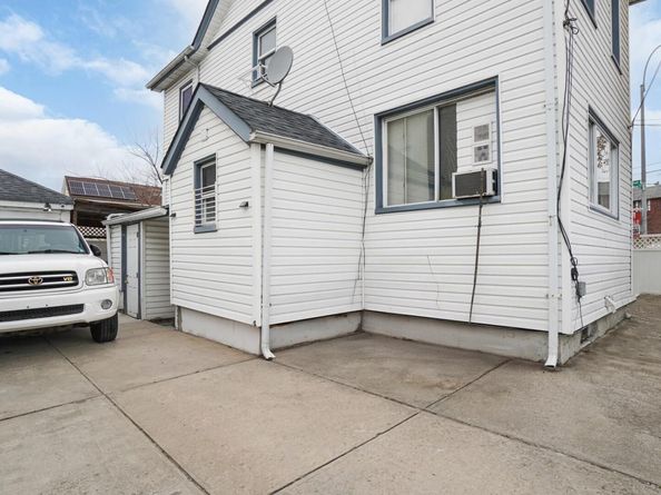 217-34 Hempstead Avenue, Queens Village NY 11429