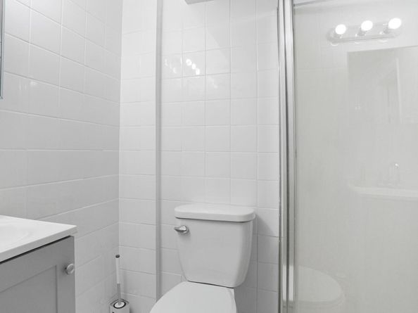 217-34 Hempstead Avenue, Queens Village NY 11429