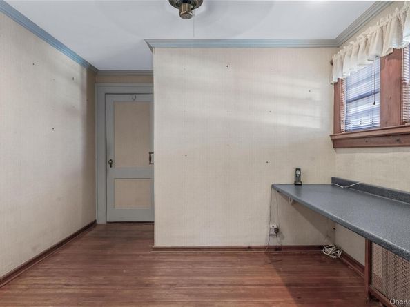 4611 245th Street, Douglaston NY 11362