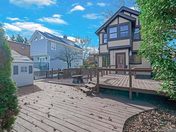 4611 245th Street, Douglaston NY 11362